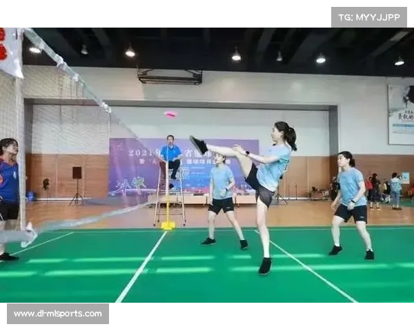 中国毽球与越南藤毽精彩表演交汇展现东西方传统体育文化的独特魅力