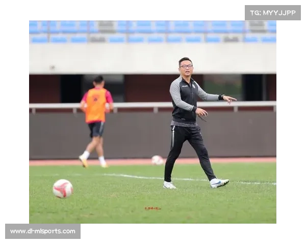 UFC新加坡新星坦克张沛勉备战8月关键战力争跻身前十