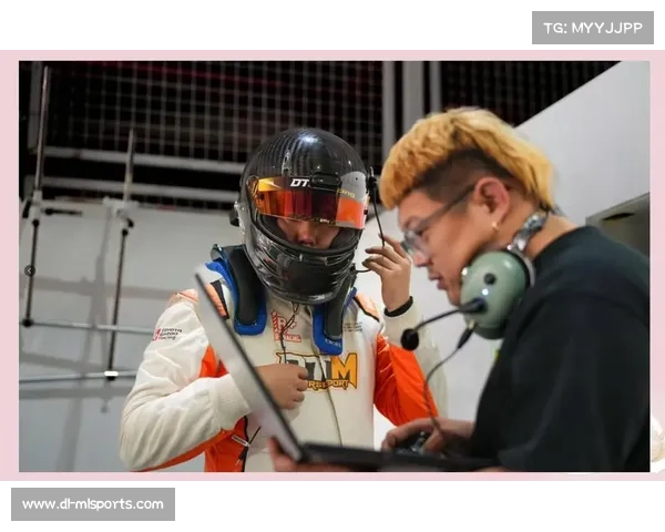 北京锐思赛车学校举办免费开放日 千人体验平民赛道课程激情驾驭