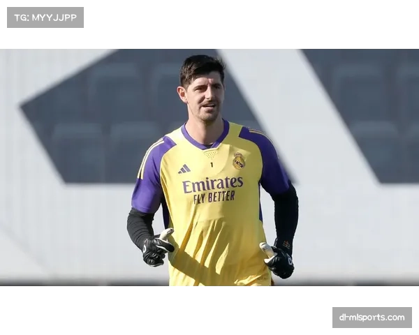 皇马门将库尔图瓦股直肌撕裂，预计五月初才能复出